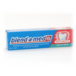Pasta do zębów Blend-a-med...